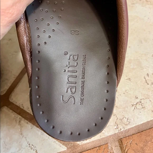 Sanita Leather Flower Clogs - Picture 8 of 9